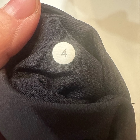 Lululemon Inspire Tight II-Chevron Shuffle Fatigue Green Black-Size 4 - Picture 12 of 12